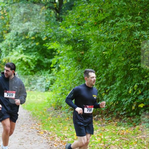 11.10.2026 - Bramfelder Halbmarathon 2026 LAZAROV Photography http://msf.ph/oto/10838743 11.10.2026 10:42:45 Laufen 709, 708 meine-sportfotos.de