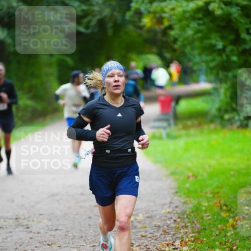 11.10.2026 - Bramfelder Halbmarathon 2026 LAZAROV Photography http://msf.ph/oto/10838825 11.10.2026 10:44:43 Laufen 253 meine-sportfotos.de