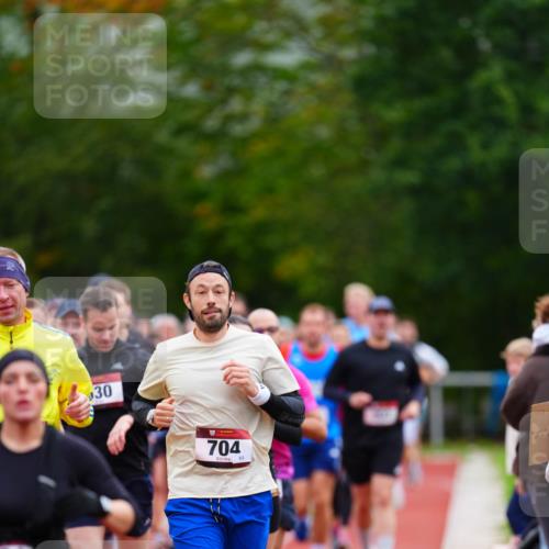 11.10.2026 - Bramfelder Halbmarathon 2026 LAZAROV Photography http://msf.ph/oto/10839888 11.10.2026 09:30:50 Laufen 614, 30, 704, 63 meine-sportfotos.de