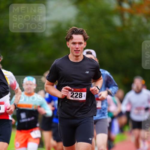 11.10.2026 - Bramfelder Halbmarathon 2026 LAZAROV Photography http://msf.ph/oto/10840021 11.10.2026 09:32:17 Laufen 292, 35, 228 meine-sportfotos.de