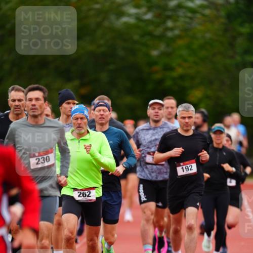 11.10.2026 - Bramfelder Halbmarathon 2026 LAZAROV Photography http://msf.ph/oto/10840053 11.10.2026 09:32:38 Laufen 230, 262, 192 meine-sportfotos.de