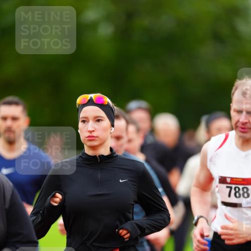 11.10.2026 - Bramfelder Halbmarathon 2026 LAZAROV Photography http://msf.ph/oto/10840087 11.10.2026 09:32:54 Laufen 372, 788, 245 meine-sportfotos.de