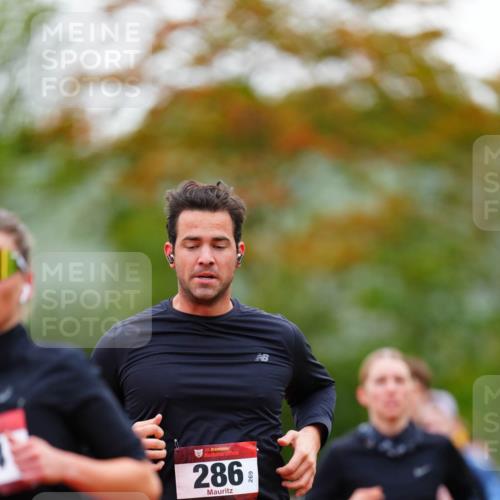 11.10.2026 - Bramfelder Halbmarathon 2026 LAZAROV Photography http://msf.ph/oto/10840208 11.10.2026 09:34:01 Laufen 35, 286 meine-sportfotos.de