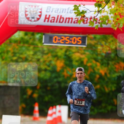 11.10.2026 - Bramfelder Halbmarathon 2026 LAZAROV Photography http://msf.ph/oto/10840384 11.10.2026 09:55:03 Laufen 0, 25, 05, 232 meine-sportfotos.de