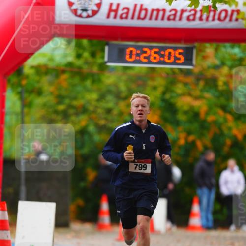 11.10.2026 - Bramfelder Halbmarathon 2026 LAZAROV Photography http://msf.ph/oto/10840471 11.10.2026 09:56:03 Laufen 0, 26, 05, 799 meine-sportfotos.de