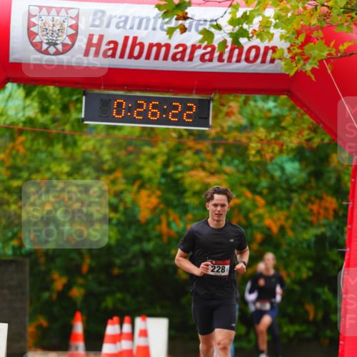11.10.2026 - Bramfelder Halbmarathon 2026 LAZAROV Photography http://msf.ph/oto/10840476 11.10.2026 09:56:20 Laufen 0, 26, 22, 228 meine-sportfotos.de