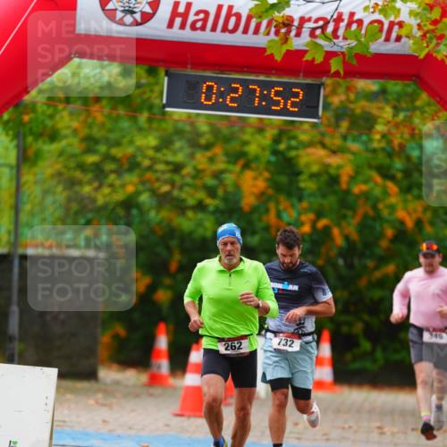 11.10.2026 - Bramfelder Halbmarathon 2026 LAZAROV Photography http://msf.ph/oto/10840619 11.10.2026 09:57:50 Laufen 0, 27, 52, 262, 732, 349 meine-sportfotos.de