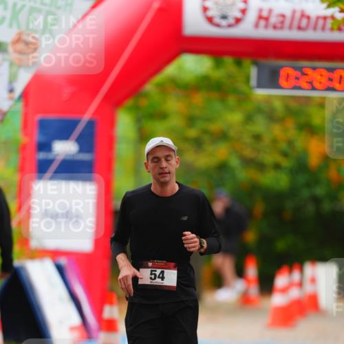 11.10.2026 - Bramfelder Halbmarathon 2026 LAZAROV Photography http://msf.ph/oto/10840647 11.10.2026 09:58:07 Laufen 0, 28, 0, 54 meine-sportfotos.de