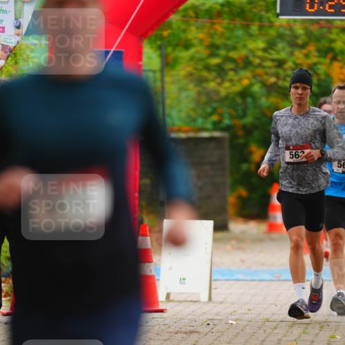 11.10.2026 - Bramfelder Halbmarathon 2026 LAZAROV Photography http://msf.ph/oto/10840723 11.10.2026 09:59:00 Laufen 562, 56 meine-sportfotos.de