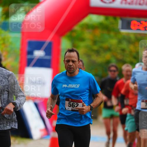 11.10.2026 - Bramfelder Halbmarathon 2026 LAZAROV Photography http://msf.ph/oto/10840727 11.10.2026 09:59:05 Laufen 562, 65 meine-sportfotos.de