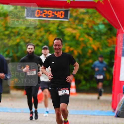 11.10.2026 - Bramfelder Halbmarathon 2026 LAZAROV Photography http://msf.ph/oto/10840786 11.10.2026 09:59:38 Laufen 166, 0, 29, 40, 43 meine-sportfotos.de