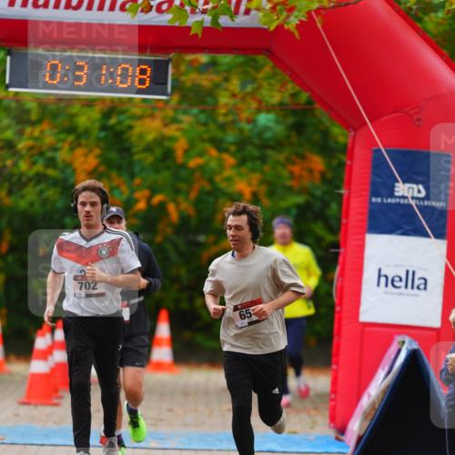 11.10.2026 - Bramfelder Halbmarathon 2026 LAZAROV Photography http://msf.ph/oto/10840872 11.10.2026 10:01:06 Laufen 0, 3, 1, 08, 702, 65, 31 meine-sportfotos.de