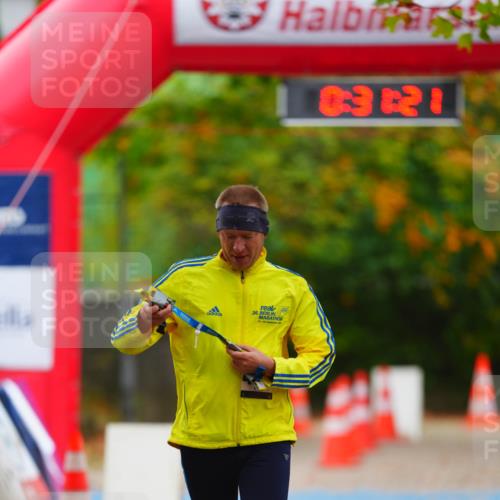 11.10.2026 - Bramfelder Halbmarathon 2026 LAZAROV Photography http://msf.ph/oto/10840889 11.10.2026 10:01:19 Laufen 03121, 36 meine-sportfotos.de