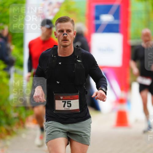 11.10.2026 - Bramfelder Halbmarathon 2026 LAZAROV Photography http://msf.ph/oto/10841047 11.10.2026 10:03:25 Laufen 35, 75 meine-sportfotos.de