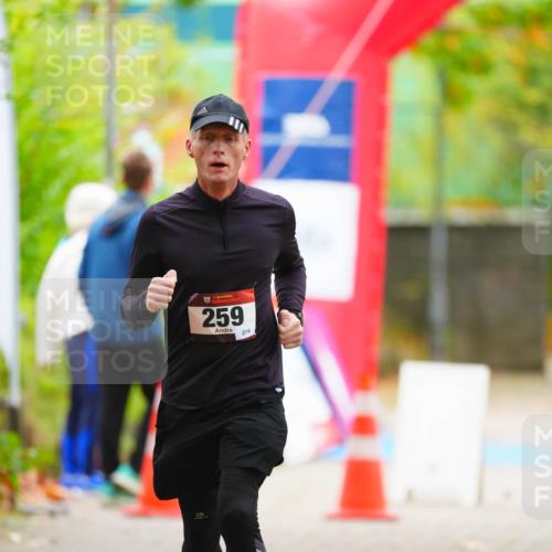 11.10.2026 - Bramfelder Halbmarathon 2026 LAZAROV Photography http://msf.ph/oto/10841162 11.10.2026 10:04:32 Laufen 259, 274 meine-sportfotos.de