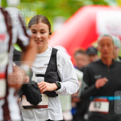 11.10.2026 - Bramfelder Halbmarathon 2026 LAZAROV Photography http://msf.ph/oto/10841226 11.10.2026 10:05:09 Laufen 02 meine-sportfotos.de