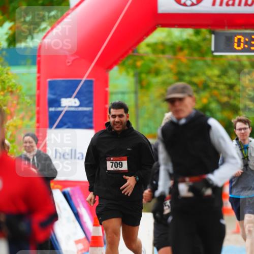 11.10.2026 - Bramfelder Halbmarathon 2026 LAZAROV Photography http://msf.ph/oto/10841527 11.10.2026 10:09:49 Laufen 709, 5, 0, 3 meine-sportfotos.de