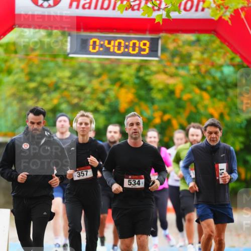 11.10.2026 - Bramfelder Halbmarathon 2026 LAZAROV Photography http://msf.ph/oto/10841546 11.10.2026 10:10:07 Laufen 0, 40, 09, 357, 534 meine-sportfotos.de