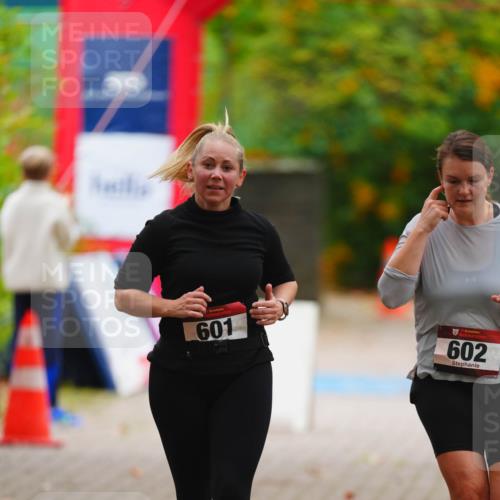 11.10.2026 - Bramfelder Halbmarathon 2026 LAZAROV Photography http://msf.ph/oto/10841760 11.10.2026 10:13:04 Laufen 601, 602 meine-sportfotos.de