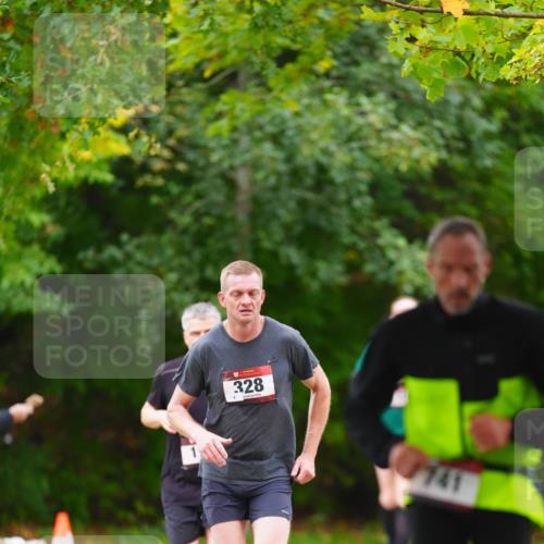 11.10.2026 - Bramfelder Halbmarathon 2026 LAZAROV Photography http://msf.ph/oto/10842230 11.10.2026 10:22:52 Laufen 328, 441 meine-sportfotos.de