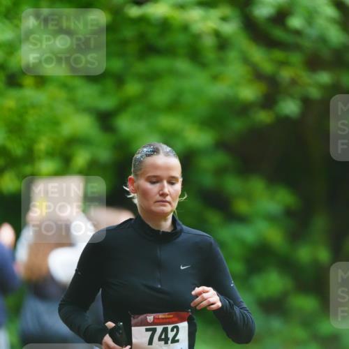 11.10.2026 - Bramfelder Halbmarathon 2026 LAZAROV Photography http://msf.ph/oto/10843738 11.10.2026 10:50:02 Laufen 742 meine-sportfotos.de