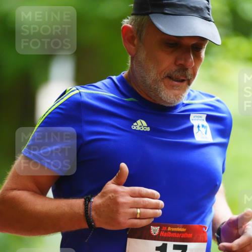 11.10.2026 - Bramfelder Halbmarathon 2026 LAZAROV Photography http://msf.ph/oto/10844942 11.10.2026 11:08:40 Laufen 35, 17, 24 meine-sportfotos.de