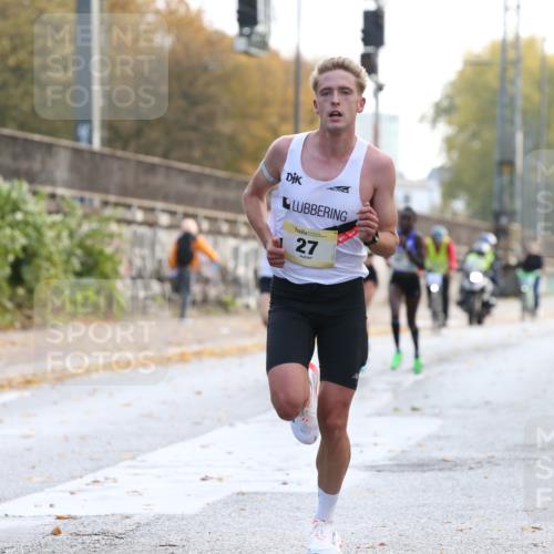 25.10.2026 - hella hamburg halbmarathon Jannik Wohlers http://msf.ph/oto/10847946 25.10.2026 10:11:36 Lombardsbrücke 27 meine-sportfotos.de