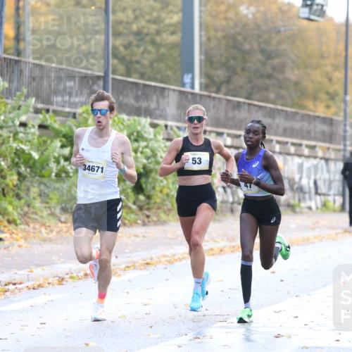 25.10.2026 - hella hamburg halbmarathon Jannik Wohlers http://msf.ph/oto/10847949 25.10.2026 10:11:39 Lombardsbrücke 27, 34671, 47, 53 meine-sportfotos.de