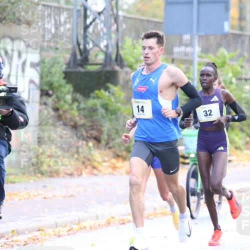 25.10.2026 - hella hamburg halbmarathon Jannik Wohlers http://msf.ph/oto/10847957 25.10.2026 10:11:48 Lombardsbrücke 14, 34, 32 meine-sportfotos.de