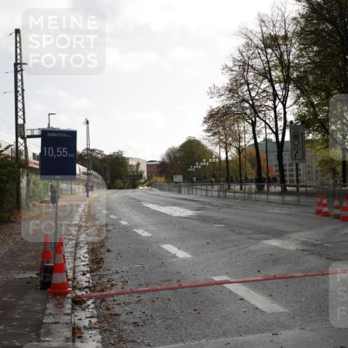 25.10.2026 - hella hamburg halbmarathon Jannik Wohlers http://msf.ph/oto/10848002 25.10.2026 10:00:23 Lombardsbrücke  meine-sportfotos.de