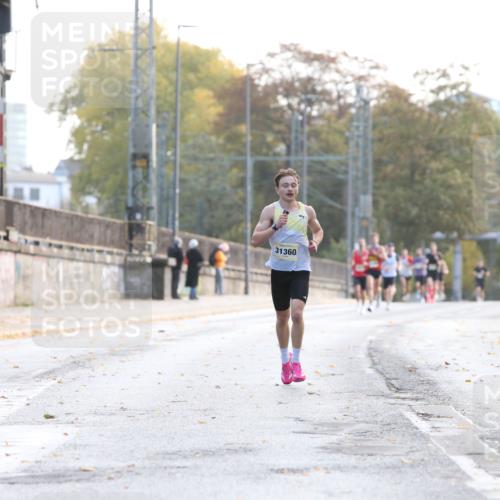 25.10.2026 - hella hamburg halbmarathon Jannik Wohlers http://msf.ph/oto/10848006 25.10.2026 10:13:42 Lombardsbrücke  meine-sportfotos.de