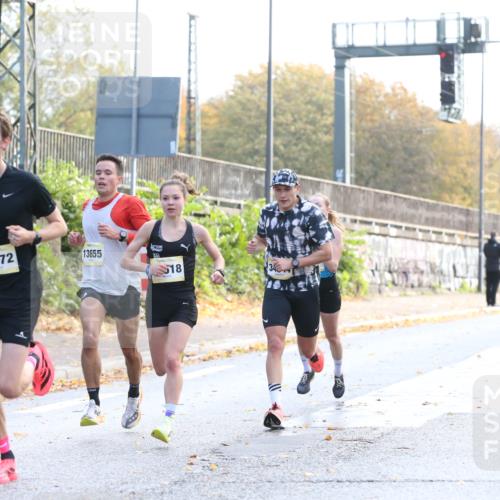 25.10.2026 - hella hamburg halbmarathon Jannik Wohlers http://msf.ph/oto/10848066 25.10.2026 10:14:08 Lombardsbrücke 31572, 19518, 17147, 13655, 34844, 44 meine-sportfotos.de