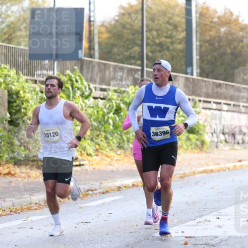 25.10.2026 - hella hamburg halbmarathon Jannik Wohlers http://msf.ph/oto/10848097 25.10.2026 10:14:23 Lombardsbrücke 34723, 35120, 36396, 38 meine-sportfotos.de