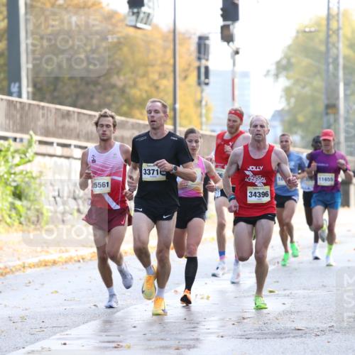 25.10.2026 - hella hamburg halbmarathon Jannik Wohlers http://msf.ph/oto/10848107 25.10.2026 10:14:31 Lombardsbrücke 35561, 34396, 33716, 40 meine-sportfotos.de