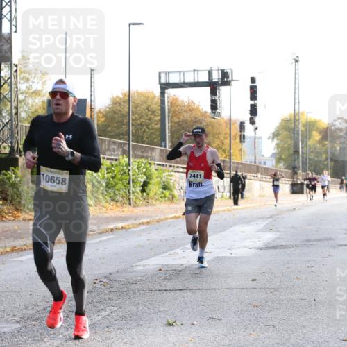 25.10.2026 - hella hamburg halbmarathon Jannik Wohlers http://msf.ph/oto/10848144 25.10.2026 10:14:47 Lombardsbrücke 10658, 6590, 7441 meine-sportfotos.de