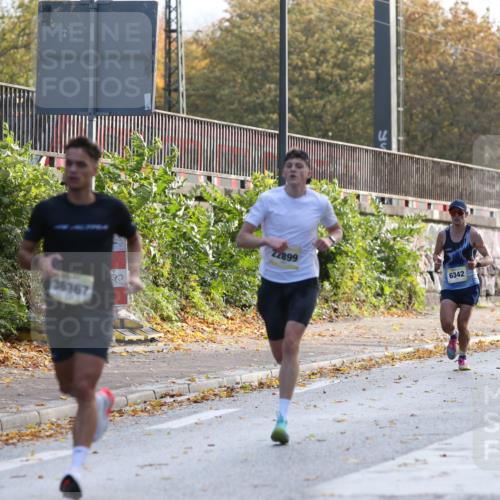 25.10.2026 - hella hamburg halbmarathon Jannik Wohlers http://msf.ph/oto/10848180 25.10.2026 10:15:07 Lombardsbrücke 13398, 36367 meine-sportfotos.de