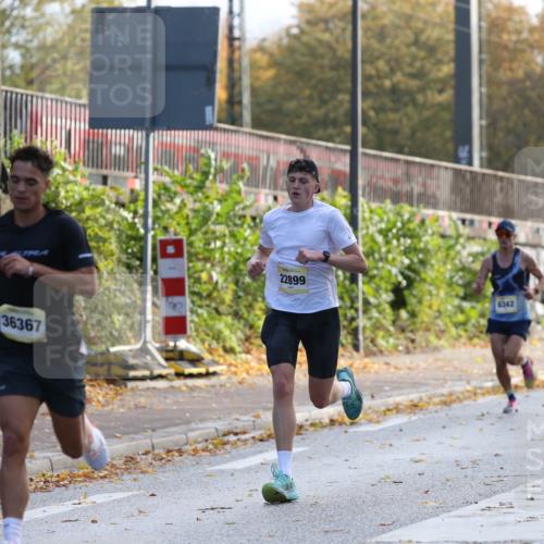 25.10.2026 - hella hamburg halbmarathon Jannik Wohlers http://msf.ph/oto/10848183 25.10.2026 10:15:08 Lombardsbrücke 13398, 36367, 22899 meine-sportfotos.de