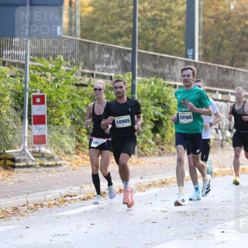 25.10.2026 - hella hamburg halbmarathon Jannik Wohlers http://msf.ph/oto/10848220 25.10.2026 10:15:22 Lombardsbrücke 21049, 20014, 25044 meine-sportfotos.de