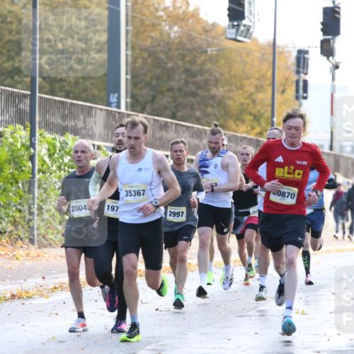 25.10.2026 - hella hamburg halbmarathon Jannik Wohlers http://msf.ph/oto/10848248 25.10.2026 10:15:34 Lombardsbrücke 18941, 32679, 35367, 19706 meine-sportfotos.de
