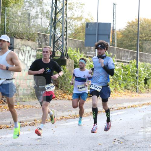 25.10.2026 - hella hamburg halbmarathon Jannik Wohlers http://msf.ph/oto/10848267 25.10.2026 10:15:39 Lombardsbrücke 19706, 35367, 30870, 2997, 20045, 21479, 35006, 30034, 15218, 15879, 24366 meine-sportfotos.de
