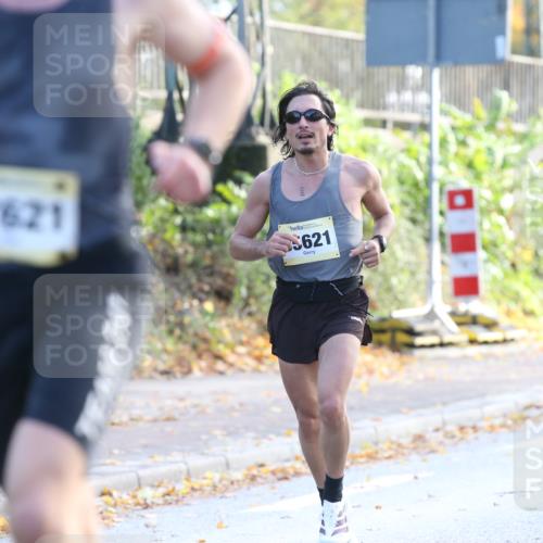 25.10.2026 - hella hamburg halbmarathon Jannik Wohlers http://msf.ph/oto/10848285 25.10.2026 10:15:49 Lombardsbrücke 33007, 17621, 35621 meine-sportfotos.de