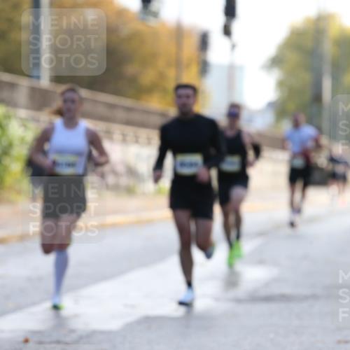 25.10.2026 - hella hamburg halbmarathon Jannik Wohlers http://msf.ph/oto/10848296 25.10.2026 10:15:53 Lombardsbrücke 35621, 34164, 8584 meine-sportfotos.de