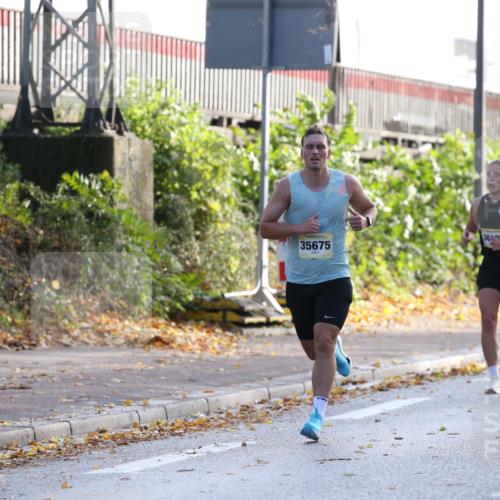 25.10.2026 - hella hamburg halbmarathon Jannik Wohlers http://msf.ph/oto/10848454 25.10.2026 10:16:47 Lombardsbrücke 36425, 3452, 35675 meine-sportfotos.de
