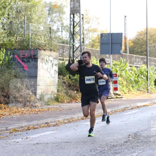 25.10.2026 - hella hamburg halbmarathon Jannik Wohlers http://msf.ph/oto/10848583 25.10.2026 10:17:34 Lombardsbrücke 11507, 33421, 30672, 7855, 22306 meine-sportfotos.de