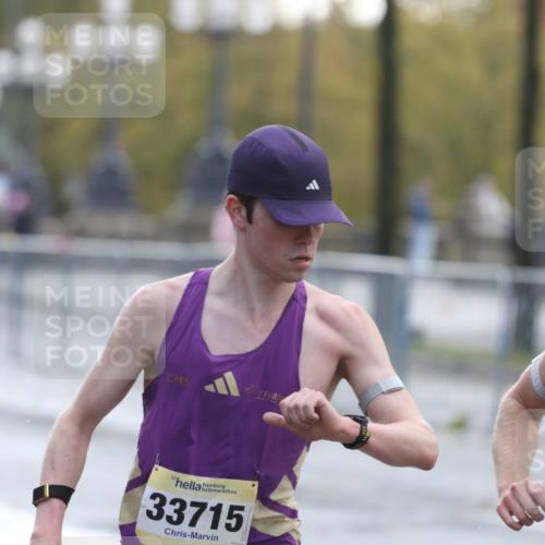 25.10.2026 - hella hamburg halbmarathon Antke Förster http://msf.ph/oto/10856040 25.10.2026 10:09:27 Lombardsbrücke 21, 33715 meine-sportfotos.de