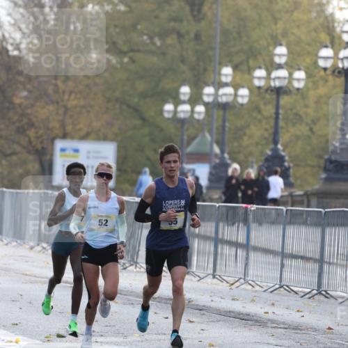 25.10.2026 - hella hamburg halbmarathon Antke Förster http://msf.ph/oto/10856096 25.10.2026 10:11:10 Lombardsbrücke 55, 52, 37 meine-sportfotos.de