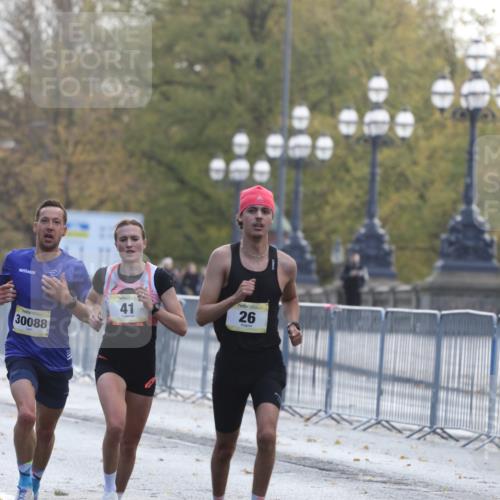 25.10.2026 - hella hamburg halbmarathon Antke Förster http://msf.ph/oto/10856191 25.10.2026 10:12:39 Lombardsbrücke 26, 30088, 41 meine-sportfotos.de