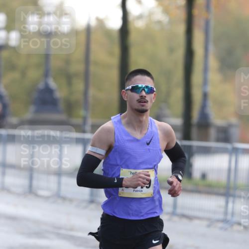25.10.2026 - hella hamburg halbmarathon Antke Förster http://msf.ph/oto/10856226 25.10.2026 10:13:12 Lombardsbrücke 20315, 10664, 9319 meine-sportfotos.de