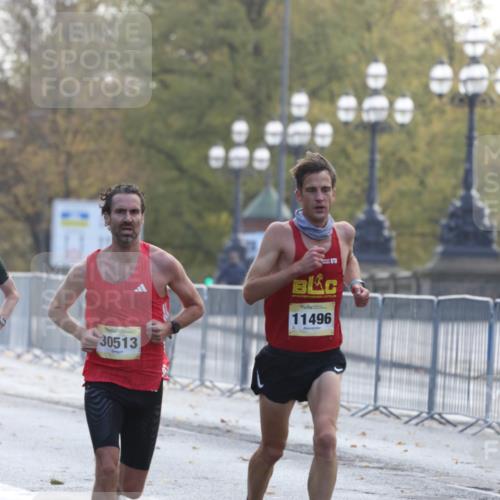 25.10.2026 - hella hamburg halbmarathon Antke Förster http://msf.ph/oto/10856301 25.10.2026 10:13:59 Lombardsbrücke 11496, 30513, 43, 51, 42 meine-sportfotos.de
