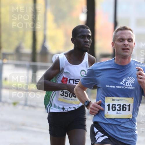 25.10.2026 - hella hamburg halbmarathon Antke Förster http://msf.ph/oto/10856415 25.10.2026 10:14:37 Lombardsbrücke 30965, 11655, 16361, 35048 meine-sportfotos.de